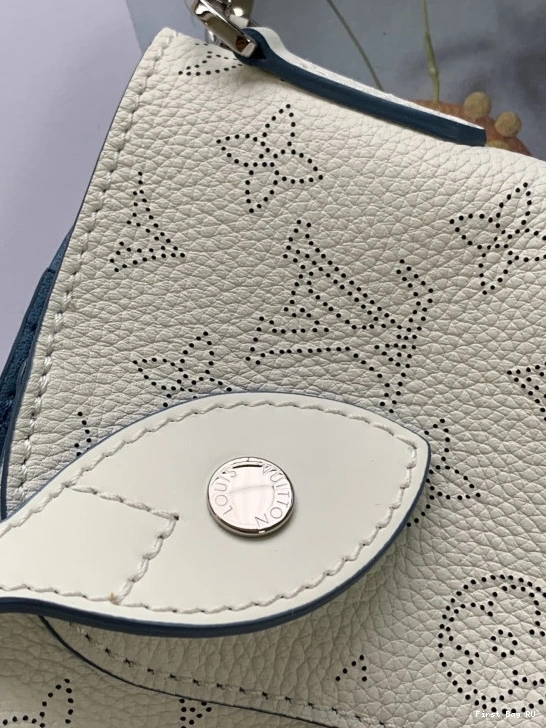 First bag ru LOUIS HINA VUITTON PM 0713